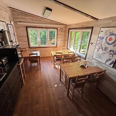 Wolf House Klinovec בית הארחה Loučná pod Klínovcem